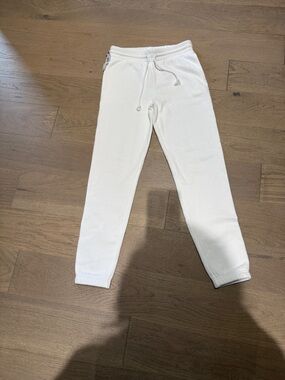 Ladies Aritzia cozyAF White Drawstring Sweatpants